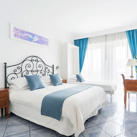 Guest house Fiorentini Residence Napoli 3*