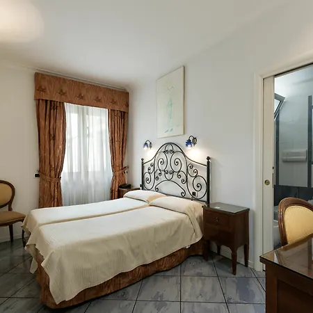 Fiorentini Residence Napoli Guest house